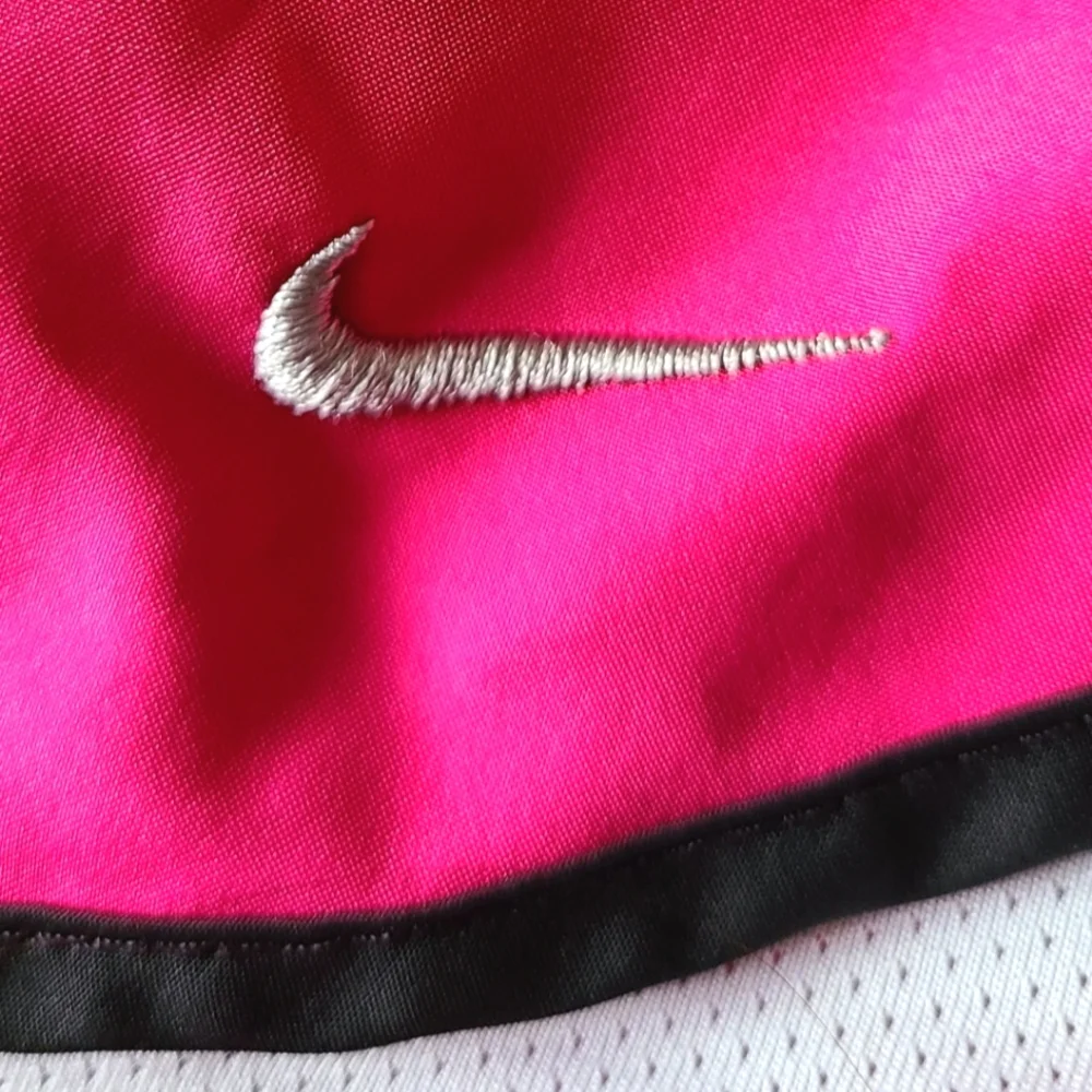 NIKE DRI-FIT SHORTS - Picture 5 of 5